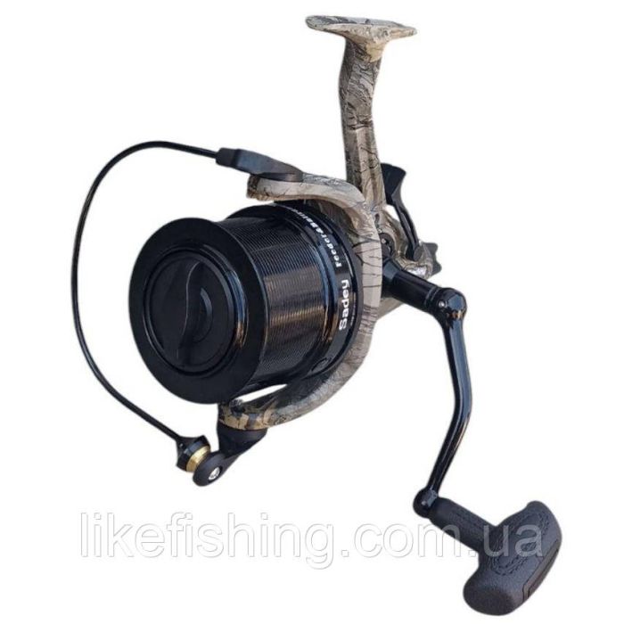 Котушка 7000 Feeder Baitrunner Camo Sadey 7+1BB